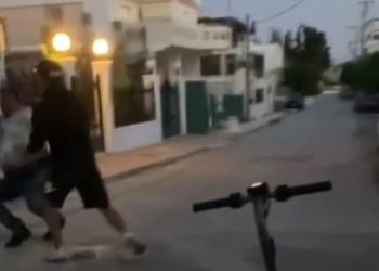 Γλυκά Νερά: 17χρονος επιτίθεται σε 50χρονο