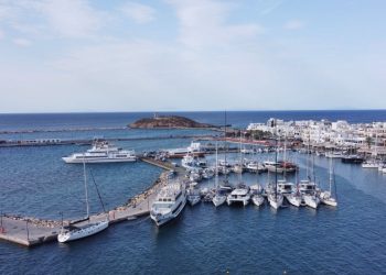 Τραγωδία στη Νάξο: Νεκρός 70χρονος σε τουριστικό σκάφος