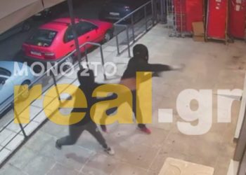 Βύρωνας: Βίντεο από τη συμμορία ανηλίκων που λήστευε καταστήματα ψιλικών