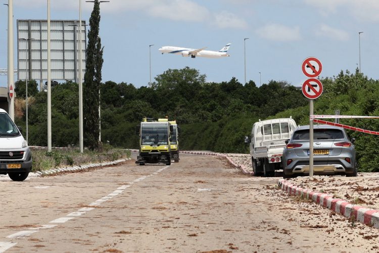 Πύραυλος των Χούθι έπληξε το αεροδρόμιο Μπεν Γκουριόν – Με «επτά φορές πιο ισχυρά» αντίποινα απειλεί το Ισραήλ