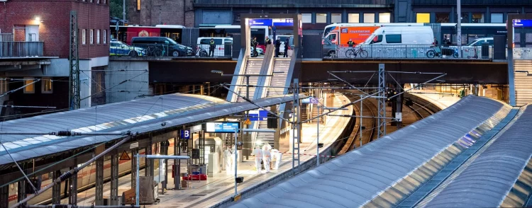 Επίθεση με μαχαίρι στο Αμβούργο: Τουλάχιστον 17 οι τραυματίες