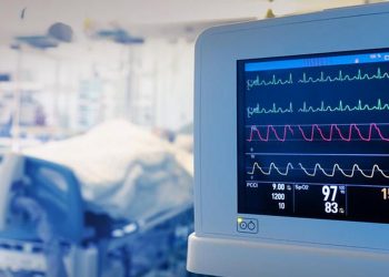 Τραγωδία στην Καλλιθέα: Πέθανε η 7χρονη που πέρασε μέσα από τζαμαρία