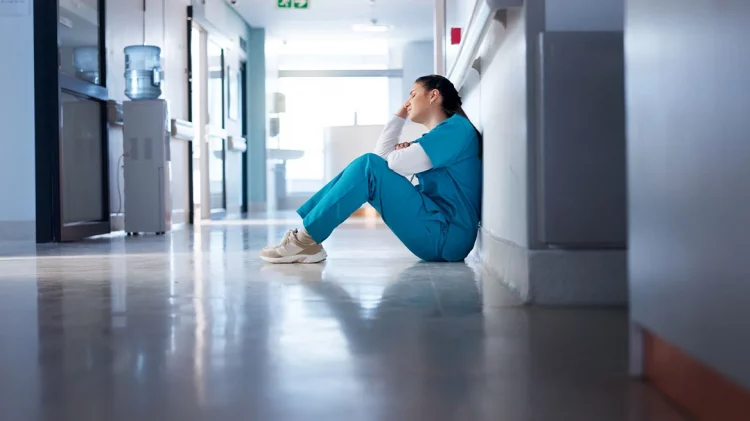 «Κόλαση» η ζωή νεαρής γιατρού στη Θεσσαλονίκη από stalker ασθενή της – Καταδικάστηκε σε φυλάκιση 4 ετών ο 40χρονος