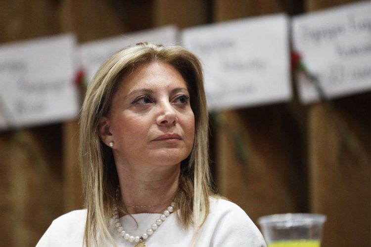 Συγκλονίζει η Καρυστιανού για τις «μαχόμενες μάνες» της Γάζας: «Η δική μας φωνή δεν συντάσσεται με το σκοτάδι»