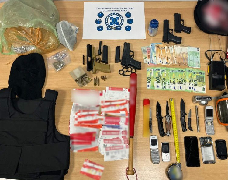 Λέσχες, Καφενεία, Καμουφλαρισμένα Εγκλήματα: Η Μαύρη Πλευρά των Συνδέσμων