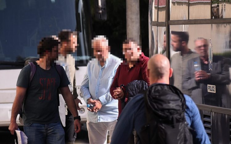 Διαφθορά σε κτηματολογικά γραφεία: Οι αποκαλυπτικοί διάλογοι του κυκλώματος