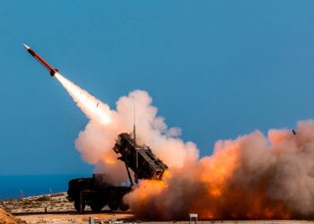 Αποκάλυψη Reuters – NYT: Η Ελλάδα πιθανόν να στείλει πυραύλους Patriot στην Ουκρανία