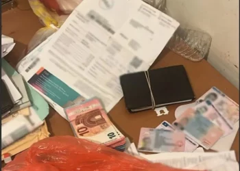 Ανακοίνωση ΕΛΑΣ για την σπείρα διακίνησης μεταναστών και πλαστών εγγράφων – 23 συλλήψεις