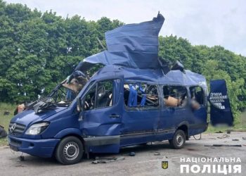 Ουκρανία: Εννέα νεκροί από χτύπημα ρωσικού drone σε λεωφορείο με πολίτες