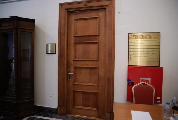 Δικογραφία για Τέμπη: Μόλις 10 βουλευτές(!) έχουν ενημερωθεί για το περιεχόμενο