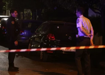 Τροχαίο στο Χαλάνδρι: Εκτός κινδύνου οι τρεις γυναίκες που παρασύρθηκαν – Φρουρούμενος νοσηλεύεται ο οδηγός