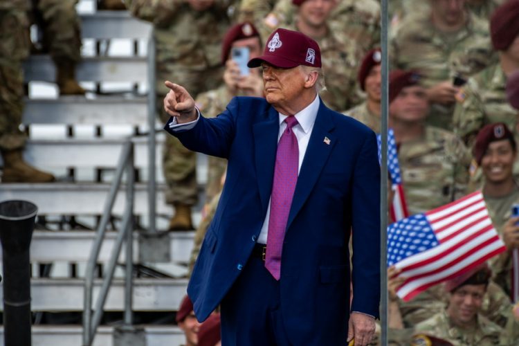 Τραμπ: «Μπορεί να επιτεθούμε στο Ιράν, μπορεί και όχι» – Νέα ισραηλινή επίθεση στην Τεχεράνη