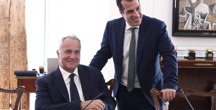 Υπόθεση ΟΠΕΚΕΠΕ: Νέος υπουργός Μετανάστευσης ο Θάνος Πλεύρης – Ποιοι είναι οι νέοι υφυπουργοί