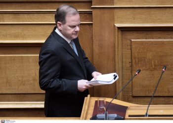 Προανακριτική για Τέμπη – Καραμανλής: «Το δυστύχημα έγινε γιατί παραβιάστηκε ο Κανονισμός Κυκλοφορίας»