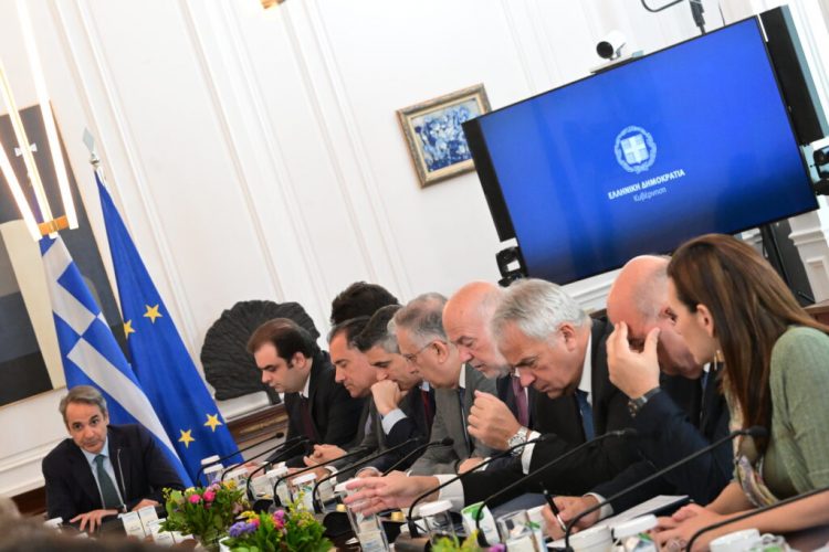 Σκάνδαλο ΟΠΕΚΕΠΕ: Υπουργικό συμβούλιο τη Δευτέρα στη σκιά των παραιτήσεων Βορίδη και υφυπουργών