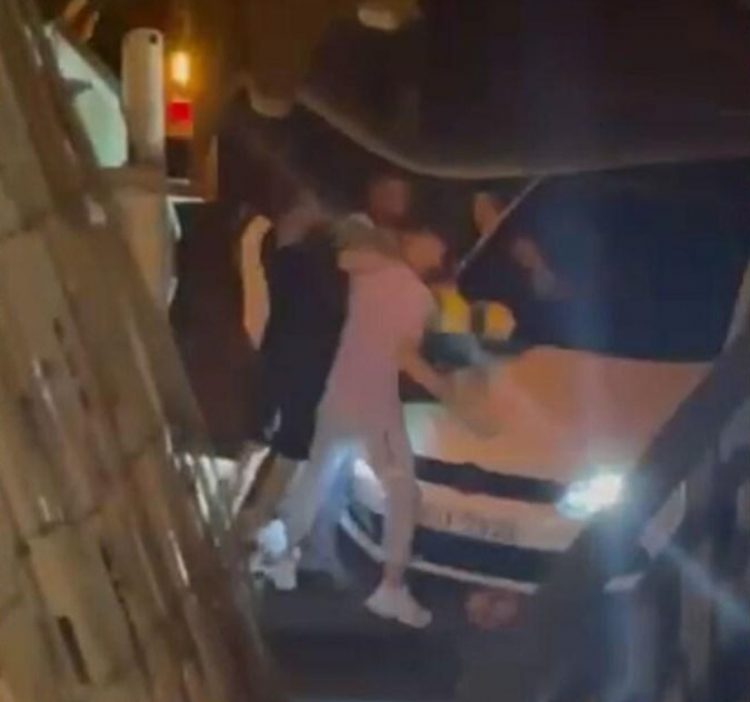 Καρέ-καρέ ο ξυλοδαρμός υπαλλήλου καθαριότητας στην Κυψέλη