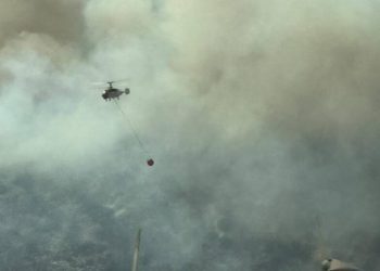 Μαίνεται η πυρκαγιά στη Χωριστή Δράμας: Αυξήθηκαν οι πυροσβεστικές δυνάμεις για την κατάσβεσή της