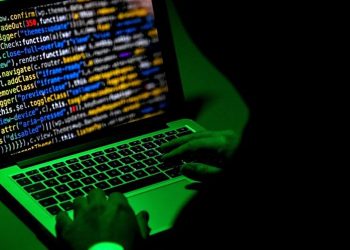 Χακάρισμα-μαμούθ: Διέρρευσαν 16 δισ. κωδικοί πρόσβασης από Apple, Facebook, Google και άλλες εταιρείες