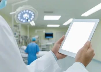 Βόλος: Απατεώνες στοχεύουν τα ιδιωτικά ιατρεία με παραπλανητικά emails