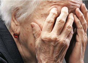 Διεθνής σπείρα απέσπασε 8 εκατ. ευρώ από τηλεφωνικές απάτες σε βάρος ηλικιωμένων – Δύο συλλήψεις στην Ελλάδα