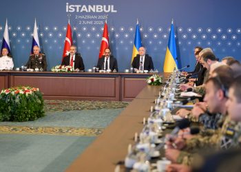 Κωνσταντινούπολη: Ολοκληρώθηκαν οι ειρηνευτικές συνομιλίες Ρωσίας – Ουκρανίας