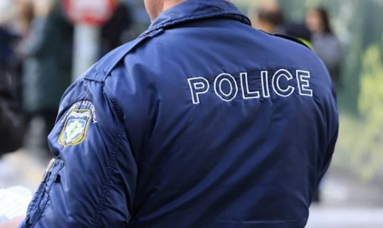 Συνελήφθη απόστρατος αξιωματικός για συμμετοχή σε κύκλωμα ναρκωτικών