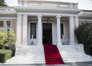 Ταραχή στο Μαξίμου για ΟΠΕΚΕΠΕ: Ανασφάλεια στην γαλάζια ΚΟ και σενάρια για πρόωρες εκλογές