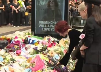 Όζι Όσμπορν: Χιλιάδες θαυμαστές στο Μπέρμιγχαμ για να αποχαιρετήσουν τον θρύλο του heavy metal – ΒΙΝΤΕΟ