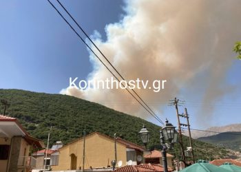 Ανεξέλεγκτη η φωτιά στον Φενεό Κορινθίας – Εκκενώθηκαν τέσσερις οικισμοί