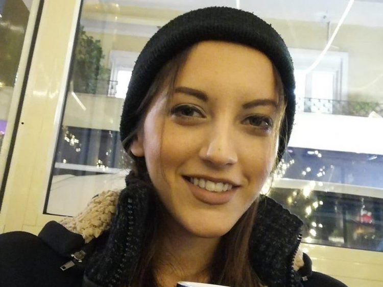 Γυναικοκτονία Κυριακής Γρίβα: «Αν είχε παρέμβει ο φρουρός του ΑΤ πριν την πέμπτη μαχαιριά, ίσως να ζούσε»