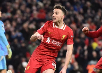 Ντιόγκο Ζότα: Με χειροκροτήματα υποδέχθηκαν την σορό του στην Πορτογαλία – Αγρυπνία την Παρασκευή, το Σάββατο η κηδεία