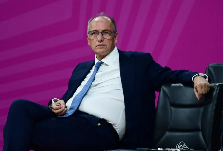 Οπαδοί του Παναθηναϊκού επιτέθηκαν φραστικά στον πρόεδρο της ΕΟΚ σε εστιατόριο