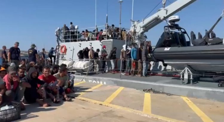 Από την Κρήτη στο Λαύριο και από εκεί απευθείας για κράτηση 247 μετανάστες που εισήλθαν από τη Λιβύη