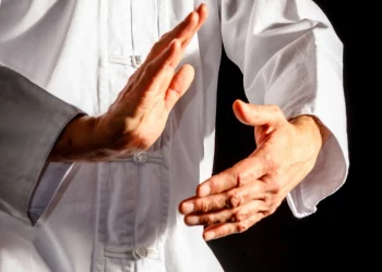 Αργυρούπολη: Συνελήφθη 66χρονος προπονητής πολεμικών τεχνών για κατάχρηση ανήλικης κατ’ εξακολούθηση