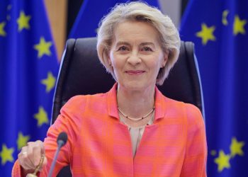 Πρόταση μομφής κατά της Ούρσουλα – Συζήτηση και ψηφοφορία στο Ευρωκοινοβούλιο