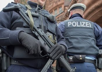 Τέσσερις τραυματίες σε επίθεση με τσεκούρι σε τρένο στην Βαυαρία