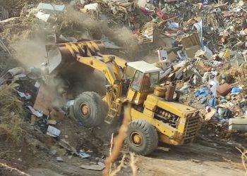 Θεσσαλονίκη: Συλλήψεις για ανεξέλεγκτες απορρίψεις αποβλήτων σε ανενεργό λατομείο στη Χαλκιδική