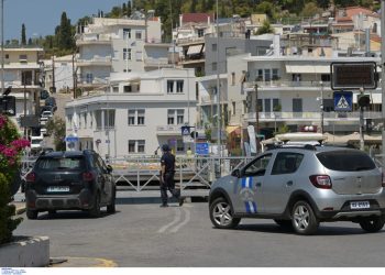 Χαλκίδα: «Πολύ σοβαρή η βλάβη στη γέφυρα Ευρίπου – Δε θα ανοίξει για τα πλοία ούτε αύριο»