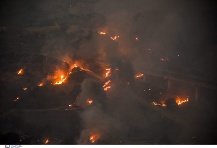 Αυστηρή η τιμωρία για όσους βάζουν φωτιές – Στο επίκεντρο ο εμπρηστής της Πάρνηθας και οι «ύποπτες» φωτιές σε Πάτρα, Αιτωλοακαρνανία και Ζάκυνθο