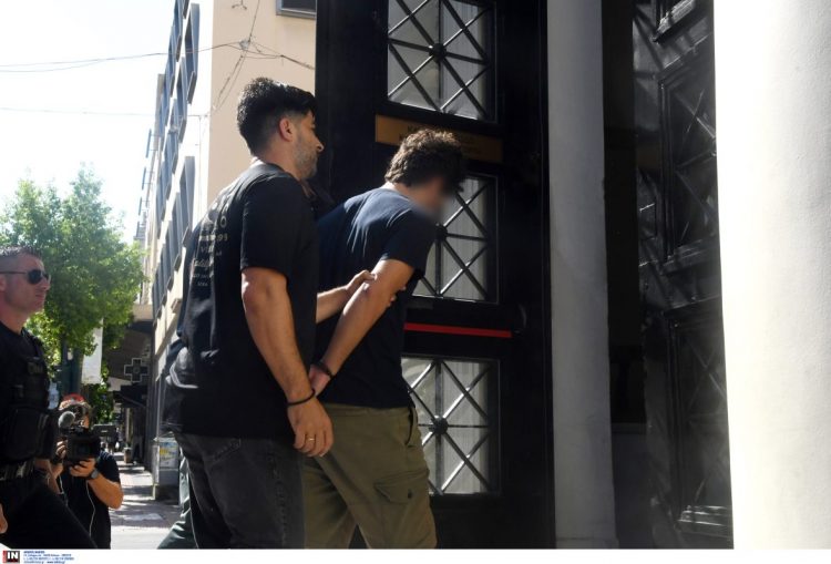 Πάτρα: Προφυλακίζονται οι δύο νεαροί που κατηγορούνται για τη φωτιά στο Γηροκομείο