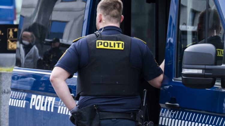 Δανία: Ένας 15χρονος έφηβος υπό κράτηση επειδή σχεδίαζε επίθεση σε σχολείο