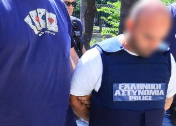 Γυναικοκτονία στον Βόλο: Ήθελε μόνο να τη φοβίσει – Τι ισχυρίστηκε ο 40χρονος