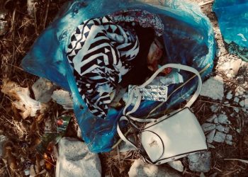 Παλαιό Φάληρο: Αυτό είναι το φόρεμα που φορούσε η 32χρονη όταν άφησε το κοριτσάκι στη θάλασσα – Τι άλλο περιείχε η σακούλα