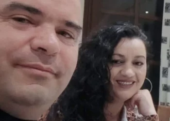 Βόλος: Άφαντος ο 40χρονος Αλβανός που σκότωσε τη γυναίκα του με εργαλείο ψησίματος μπροστά στα παιδιά τους