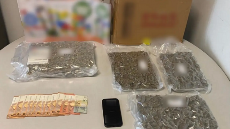 Ελληνικό «FBI»: Τρεις συλλήψεις στη Βουλγαρία για το τεράστιο φορτίο κάνναβης που εντοπίστηκε στον Πειραιά