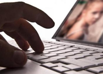 Επτά δικογραφίες για πορνογραφία ανηλίκων σχηματίστηκαν από την ΕΛ.ΑΣ. σε ειδική επιχείρηση