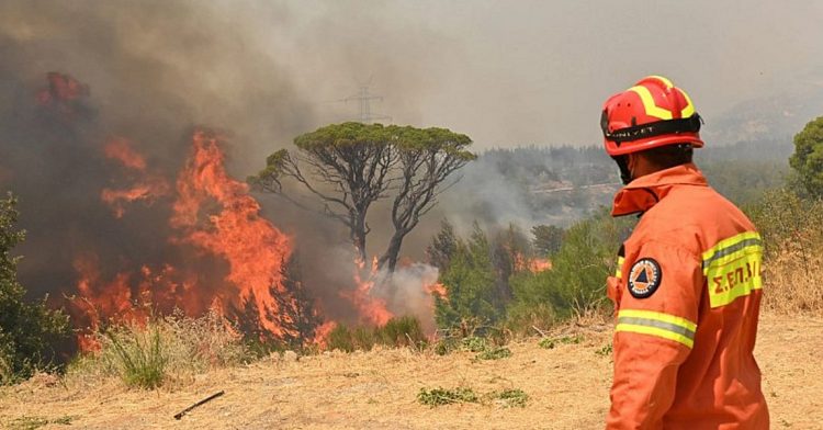 Πολύ υψηλός κίνδυνος πυρκαγιάς την Τετάρτη σε 10 περιφέρειες – ΧΑΡΤΗΣ