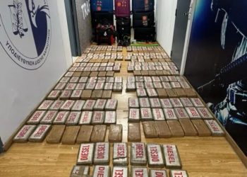 Κοκαΐνη αξίας 5,5 εκατ. ευρώ βρέθηκε κρυμμένη σε κοντέινερ στο λιμάνι της Θεσσαλονίκης – Εξαρθρώθηκε διεθνής εγκληματική οργάνωση