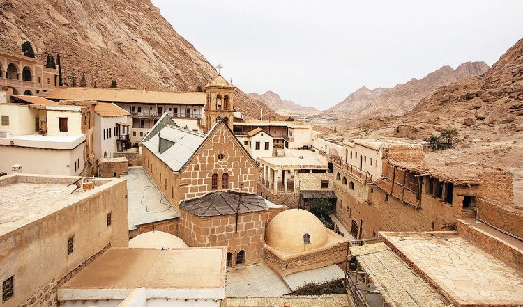 Μονή Σινά: Διέγραψε τους πραξικοπηματίες μοναχούς ο Αρχιεπίσκοπος Δαμιανός!