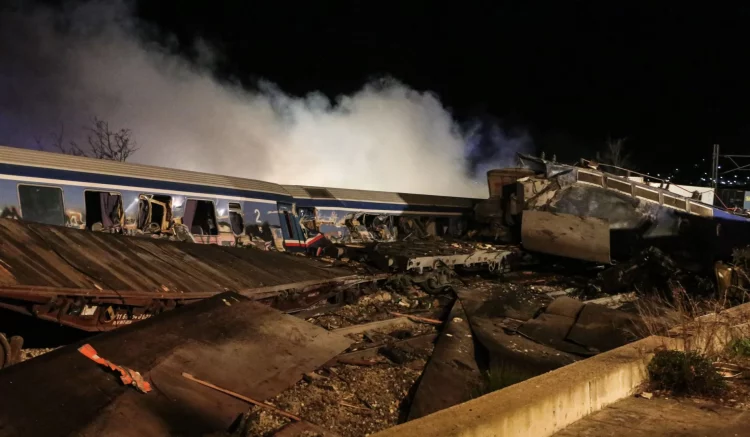 Νέα απόρριψη αιτήματος εκταφής από τον ανακριτή για την υπόθεση των Τεμπών